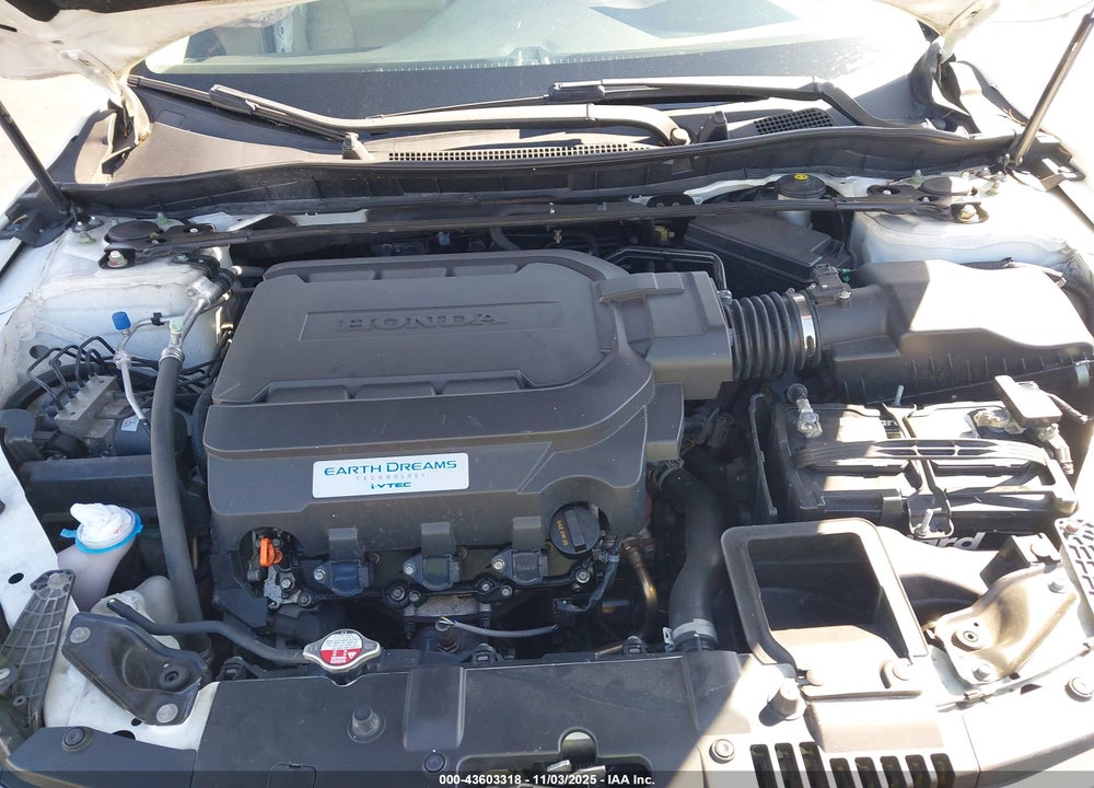 2016 HONDA ACCORD TOURING VIN: 1HGCR3F98GA020884