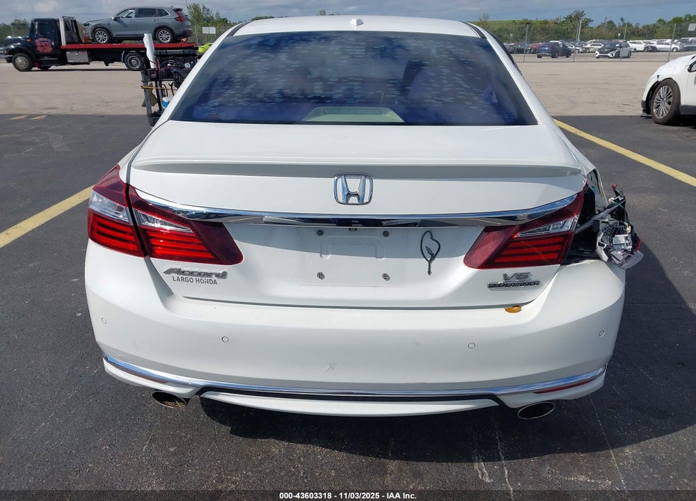 2016 HONDA ACCORD TOURING VIN: 1HGCR3F98GA020884