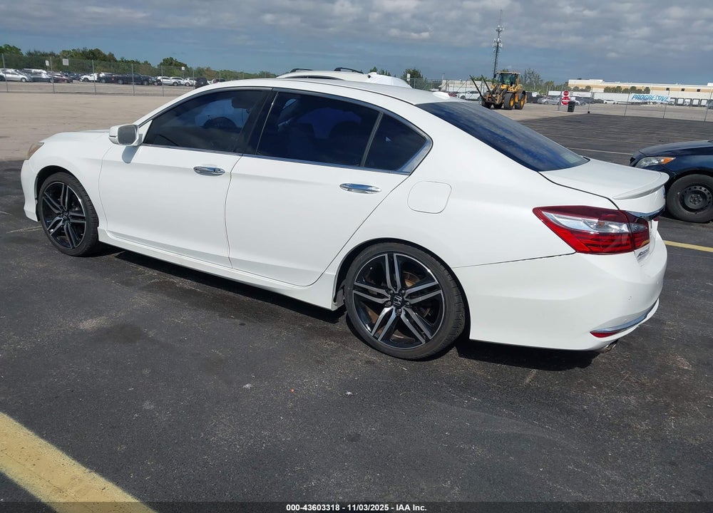 2016 HONDA ACCORD TOURING VIN: 1HGCR3F98GA020884