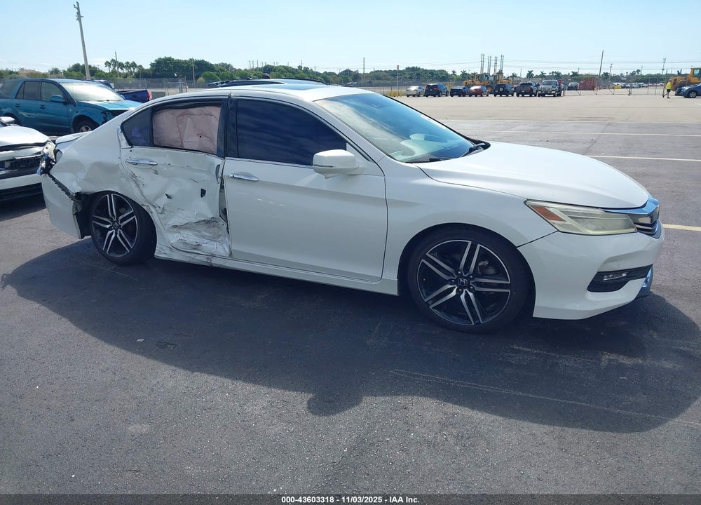 2016 HONDA ACCORD TOURING VIN: 1HGCR3F98GA020884