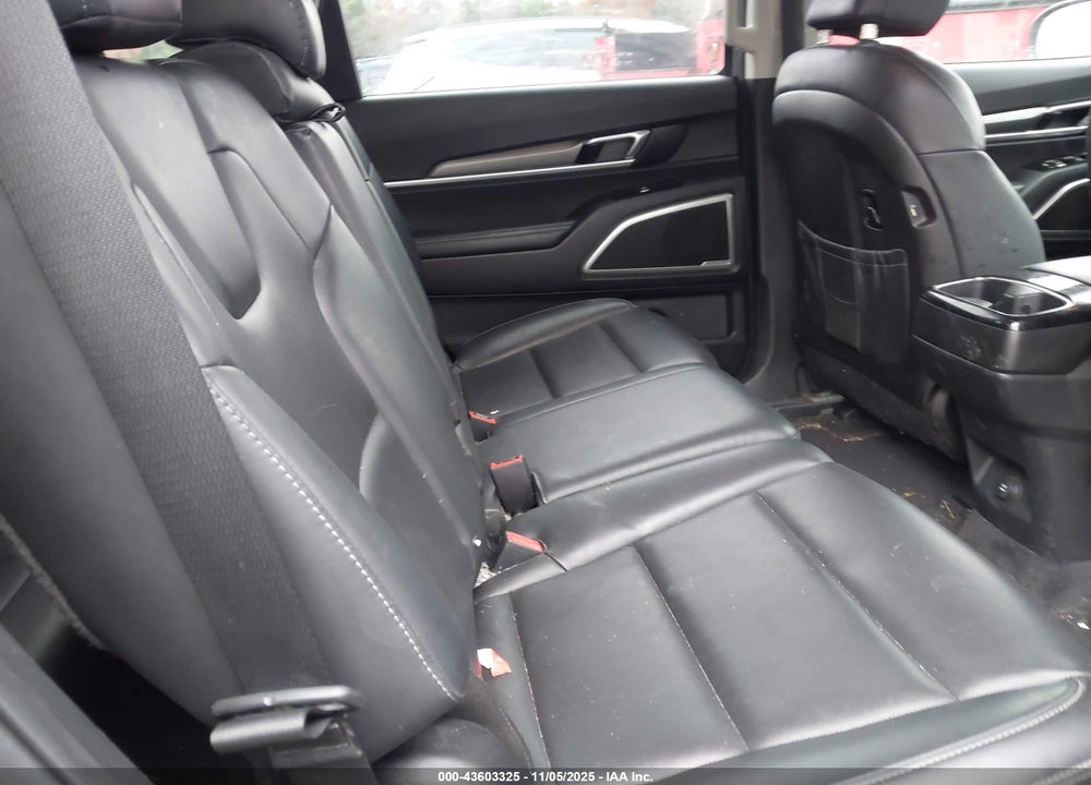 2021 KIA TELLURIDE VIN: 5XYP2DHC7MG174632
