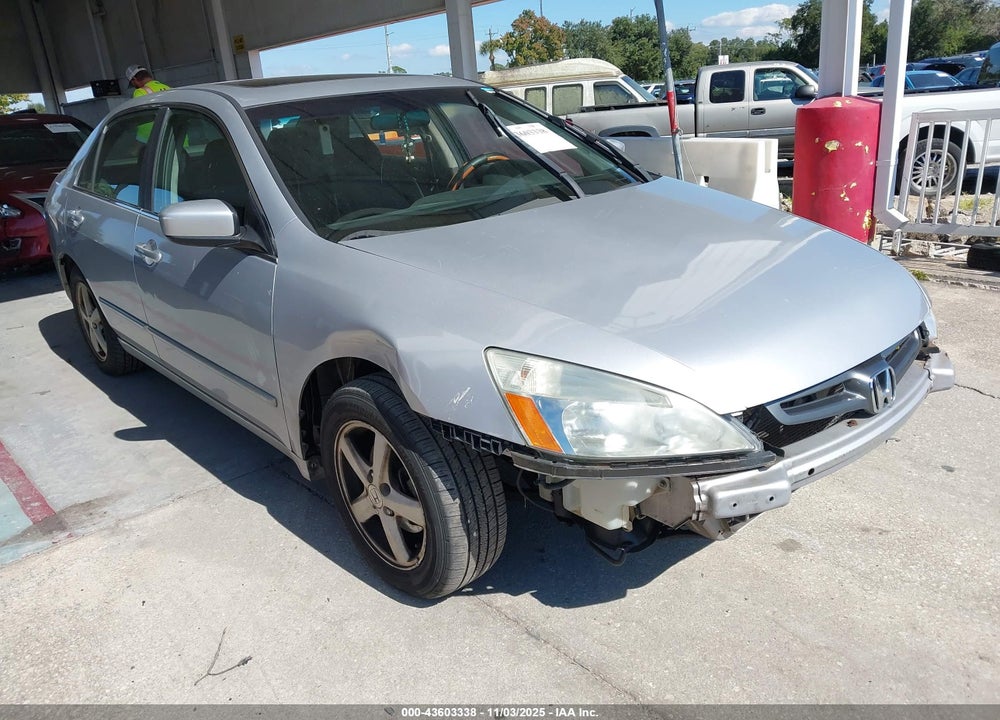 2005 HONDA ACCORD 2.4 EX VIN: 1HGCM56735A000175