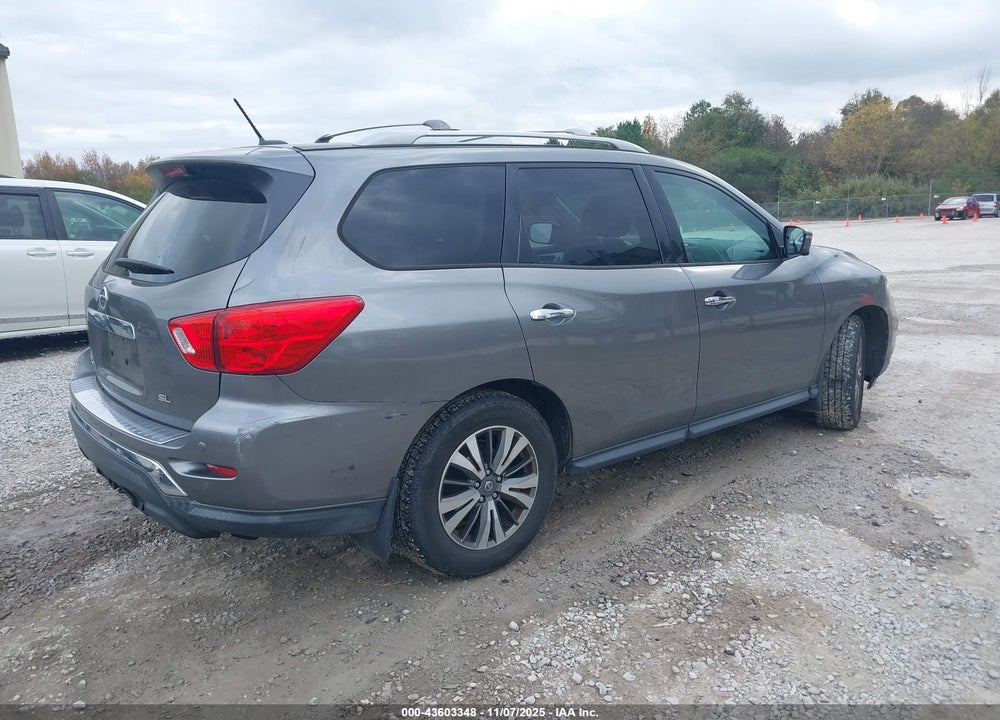 2017 NISSAN PATHFINDER VIN: 5N1DR2MN1HC632925