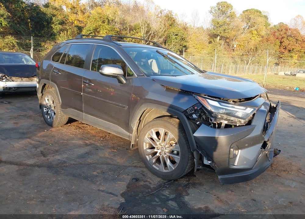 2022 TOYOTA RAV4 XLE PREMIUM VIN: JTMC1RFV3ND086986
