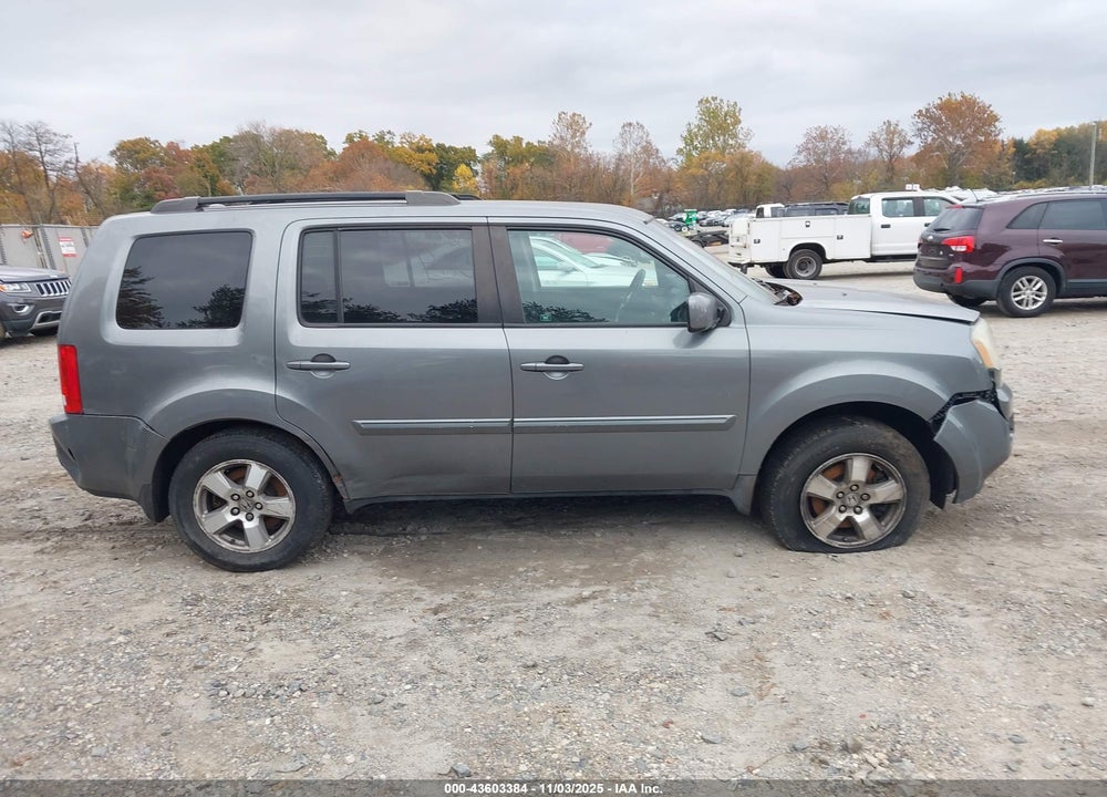 2009 HONDA PILOT EX VIN: 5FNYF48469B055437