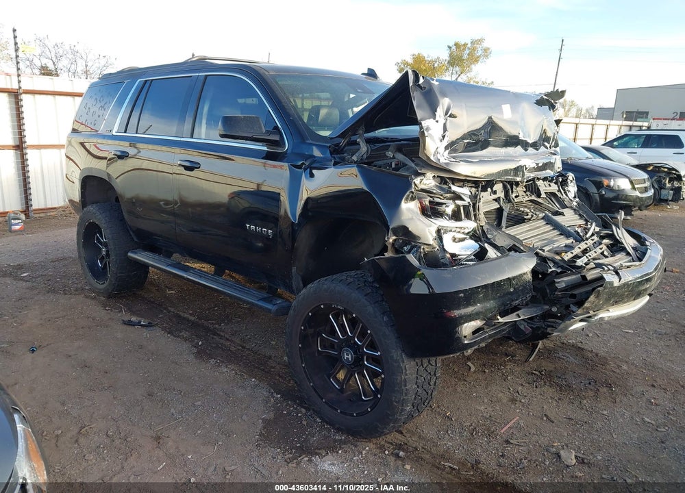 2017 CHEVROLET TAHOE LT VIN: 1GNSKBKC7HR125128