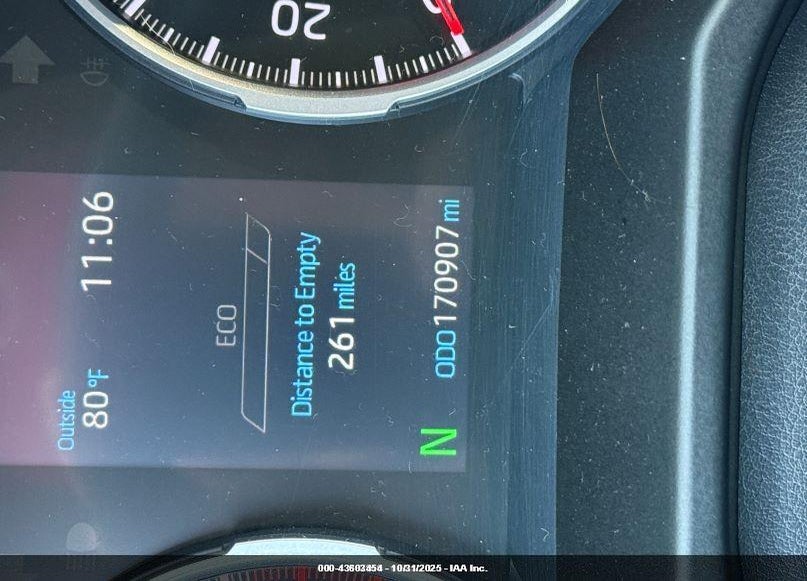 2019 TOYOTA RAV4 XLE VIN: 2T3P1RFV8KC042967