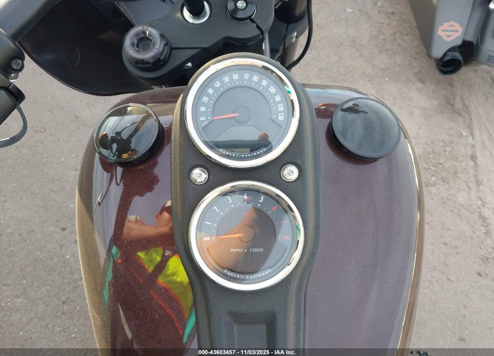 2021 HARLEY-DAVIDSON FXLRS VIN: 1HD1YWK25MB011700