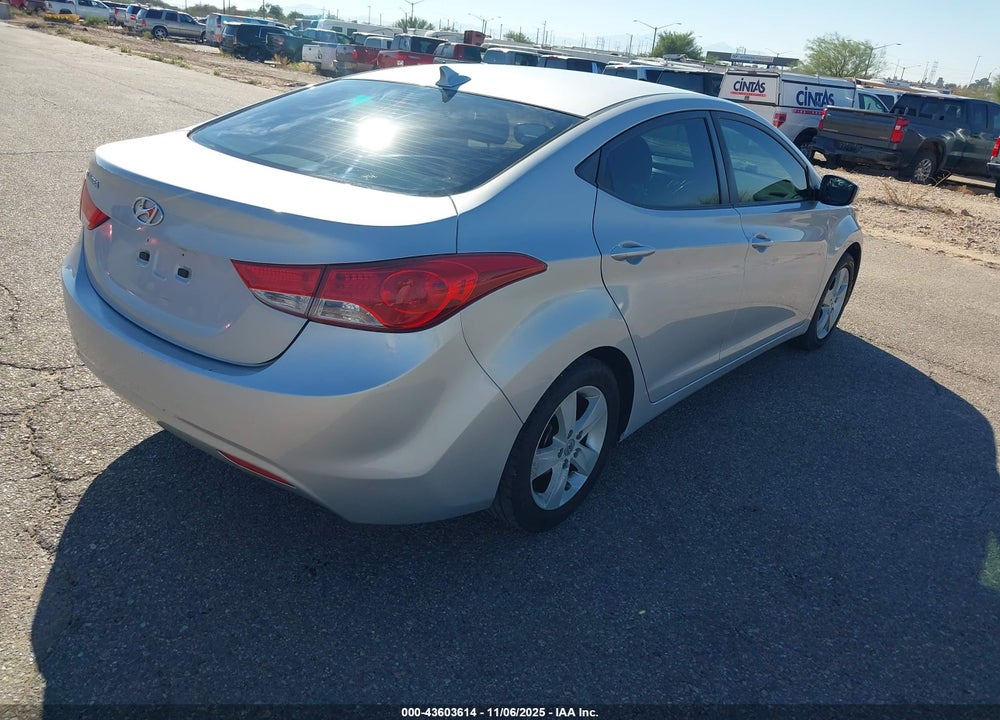 2013 HYUNDAI ELANTRA GLS VIN: KMHDH4AE8DU019336