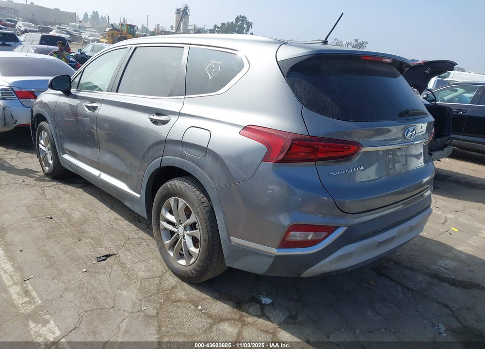 2019 HYUNDAI SANTA FE SE VIN: 5NMS23AD8KH105961