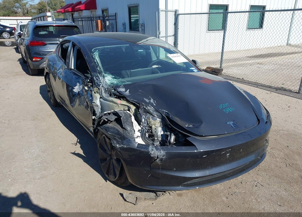 2024 TESLA MODEL 3 LONG RANGE DUAL MOTOR ALL-WHEEL DRIVE/REAR-WHEEL DRIVE VIN: 5YJ3E1EA3RF722230