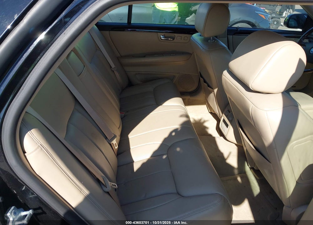 2007 CADILLAC DTS LUXURY II VIN: 1G6KD57Y97U196788