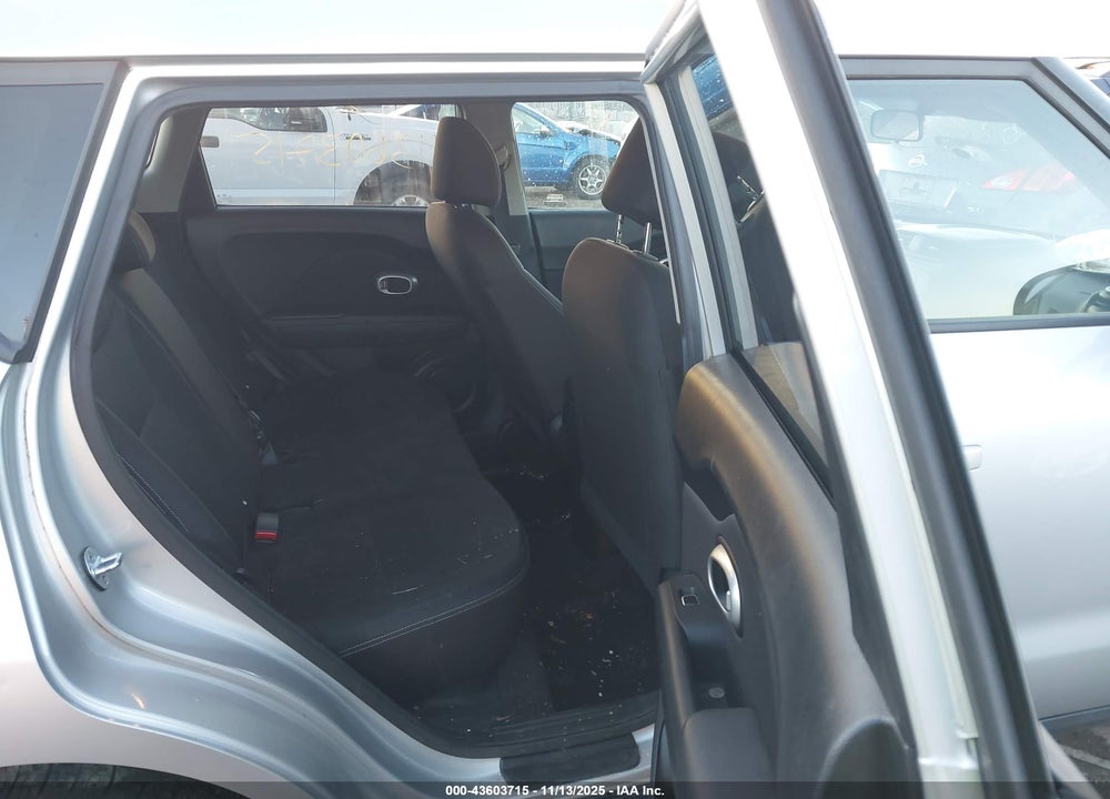 2017 KIA SOUL VIN: KNDJN2A24H7479012