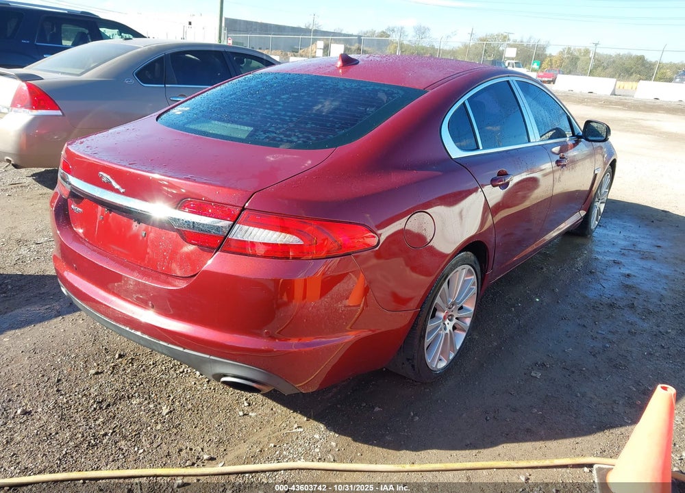 2013 JAGUAR XF I4 T VIN: SAJWA0ESXDPS92708