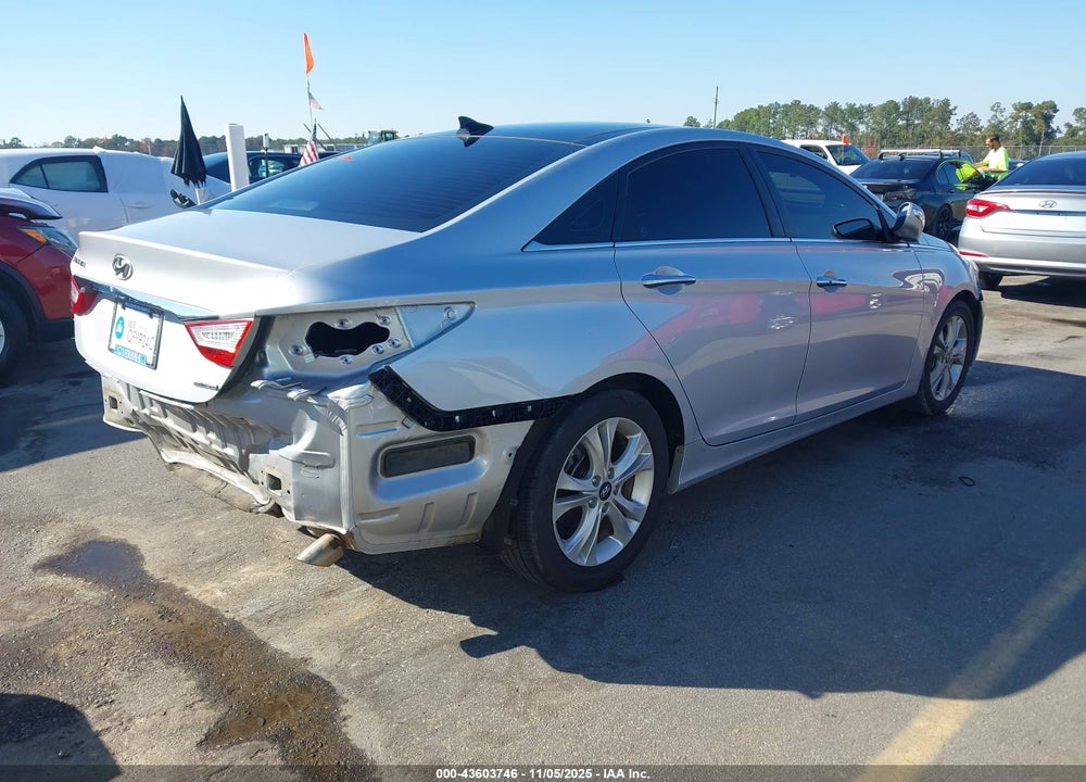2012 HYUNDAI SONATA VIN: 5NPEC4AC1CH447716