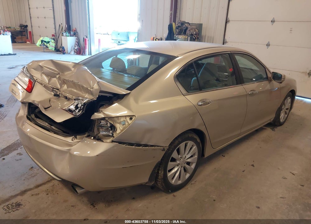 2013 HONDA ACCORD VIN: 1HGCR2F74DA086580