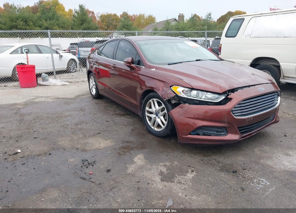 2015 FORD FUSION SE VIN: 3FA6P0H74FR242747