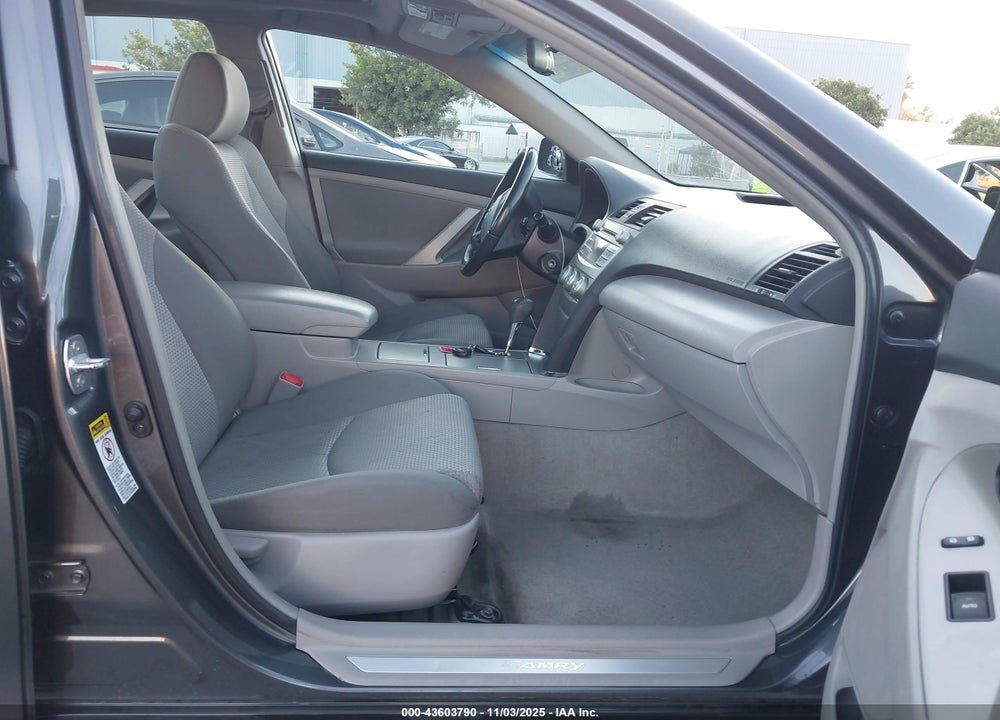 2011 TOYOTA CAMRY VIN: 4T1BF3EK2BU225076