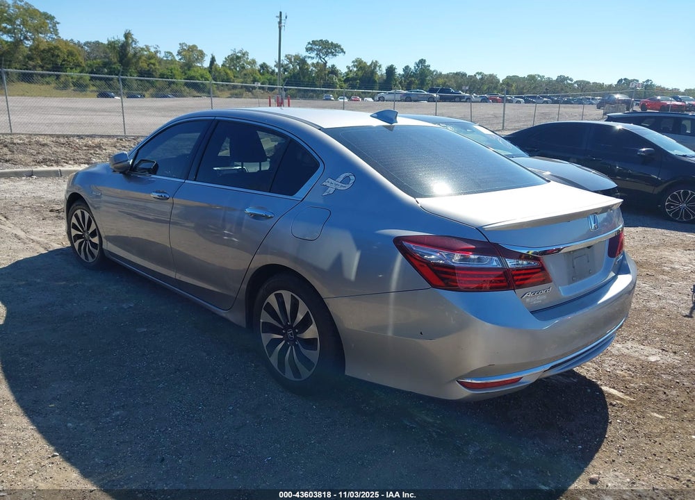 2017 HONDA ACCORD HYBRID EX-L VIN: JHMCR6F5XHC028549