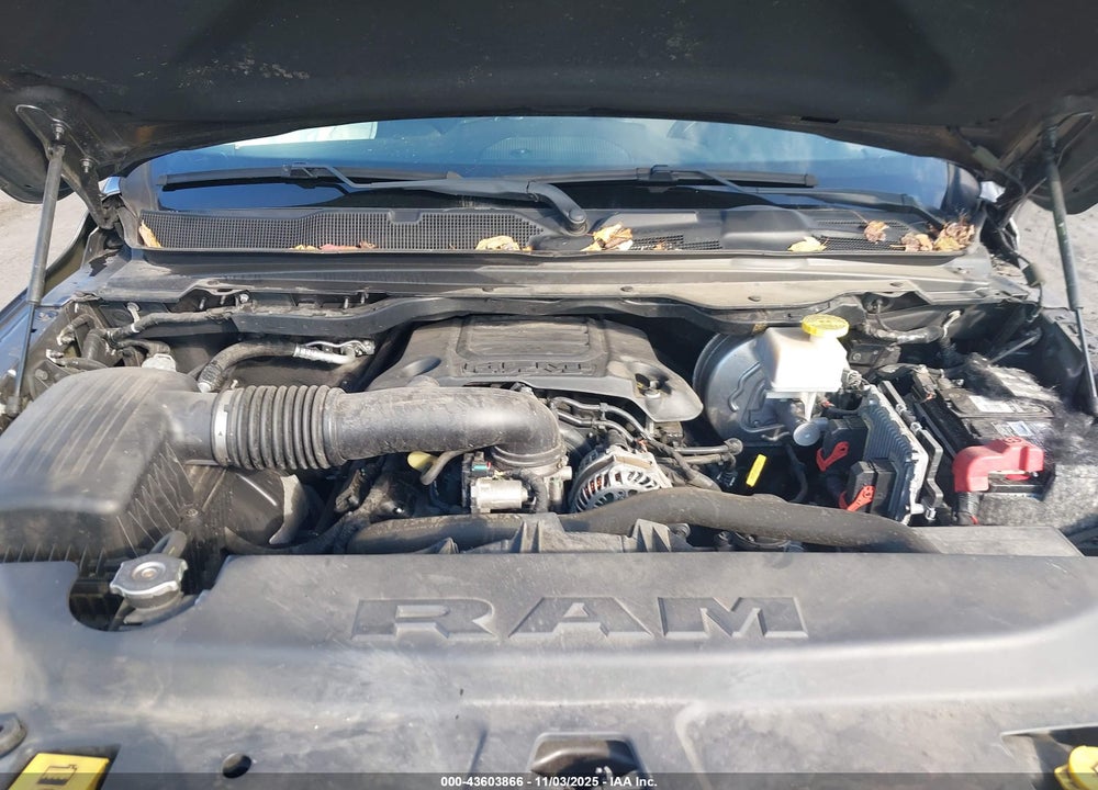 2019 RAM 1500 BIG HORN/LONE STAR 4X4 5'7 BOX VIN: 1C6SRFFT5KN797328