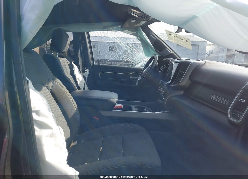 2019 RAM 1500 BIG HORN/LONE STAR 4X4 5'7 BOX VIN: 1C6SRFFT5KN797328