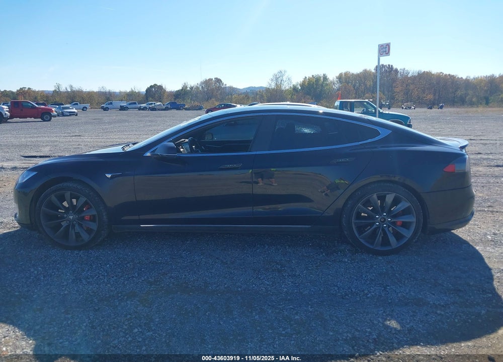 2015 TESLA MODEL S 85D/P85D VIN: 5YJSA1V42FF099387