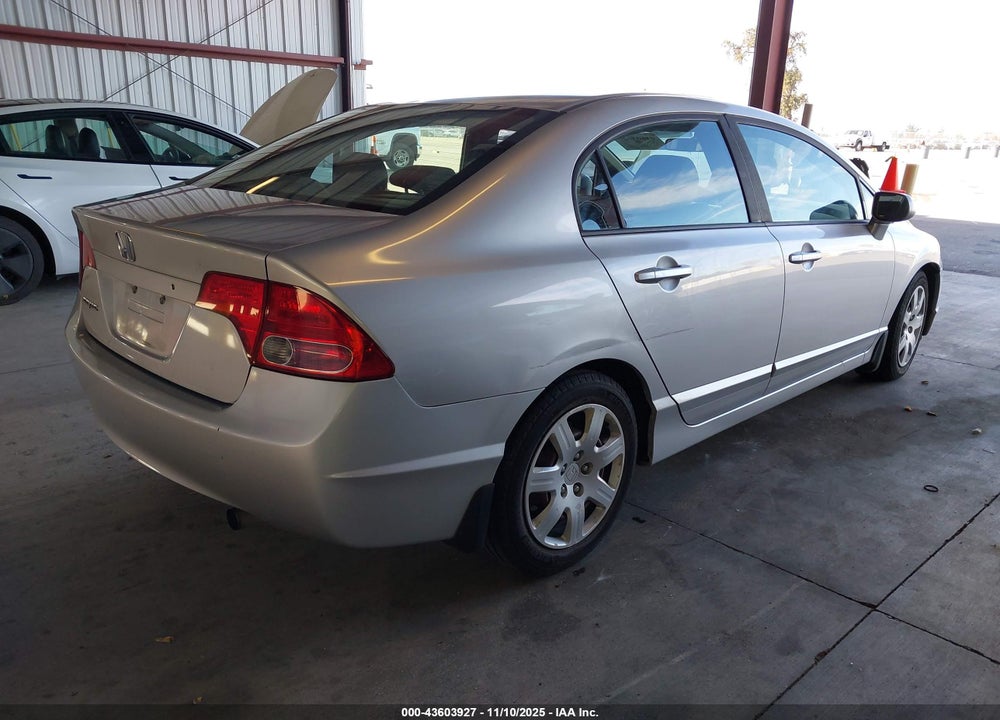 2008 HONDA CIVIC LX VIN: 1HGFA15558L008785