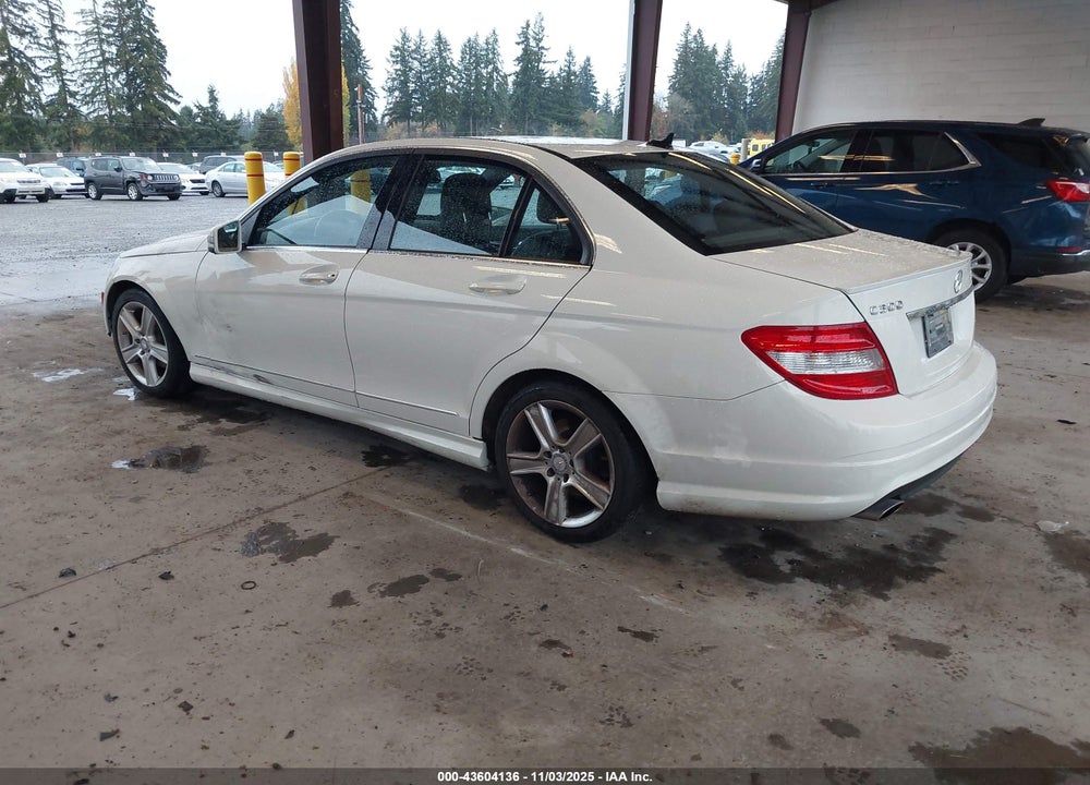 2011 MERCEDES-BENZ C 300 SPORT 4MATIC VIN: WDDGF8BBXBR150342