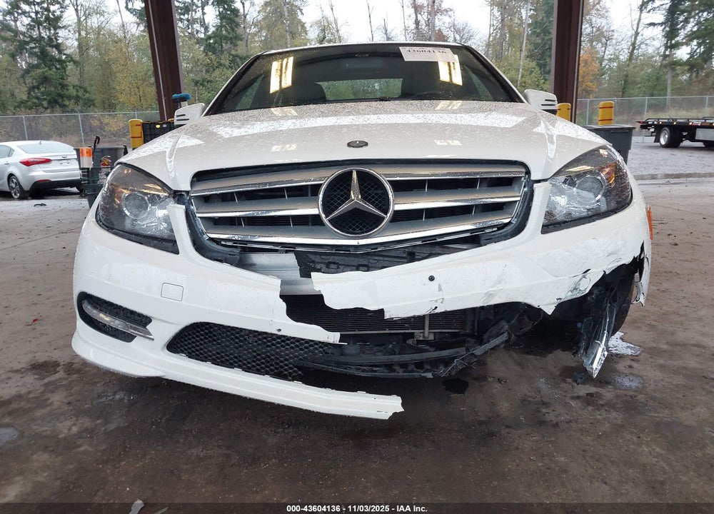 2011 MERCEDES-BENZ C 300 SPORT 4MATIC VIN: WDDGF8BBXBR150342