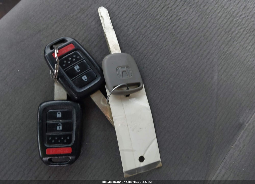 2014 HONDA CR-V LX VIN: 2HKRM4H35EH721989