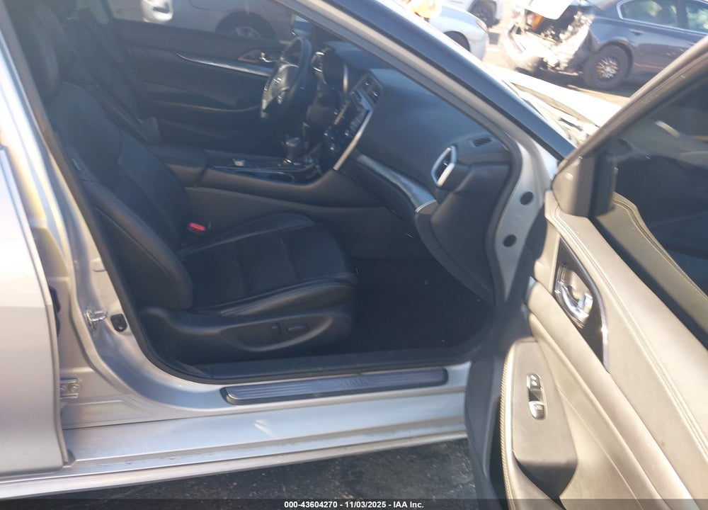 2020 NISSAN MAXIMA SV XTRONIC CVT VIN: 1N4AA6CV2LC370192