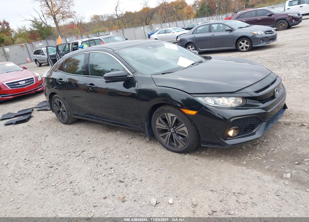 2018 HONDA CIVIC EX VIN: SHHFK7H61JU412578