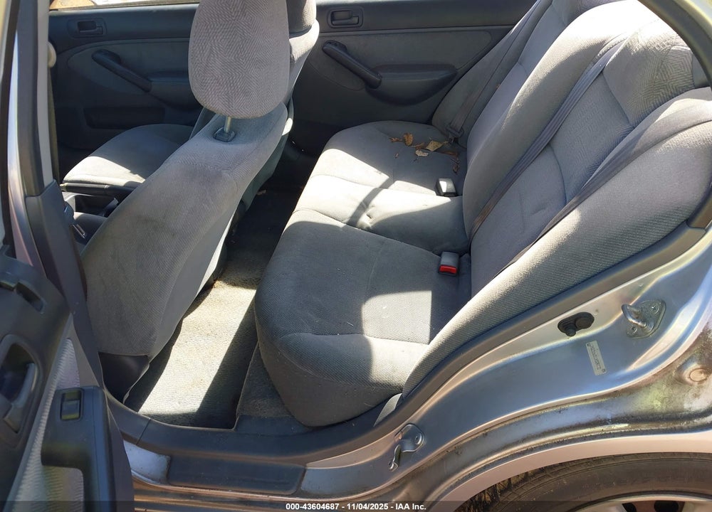 2001 HONDA CIVIC LX VIN: 2HGES16511H529772