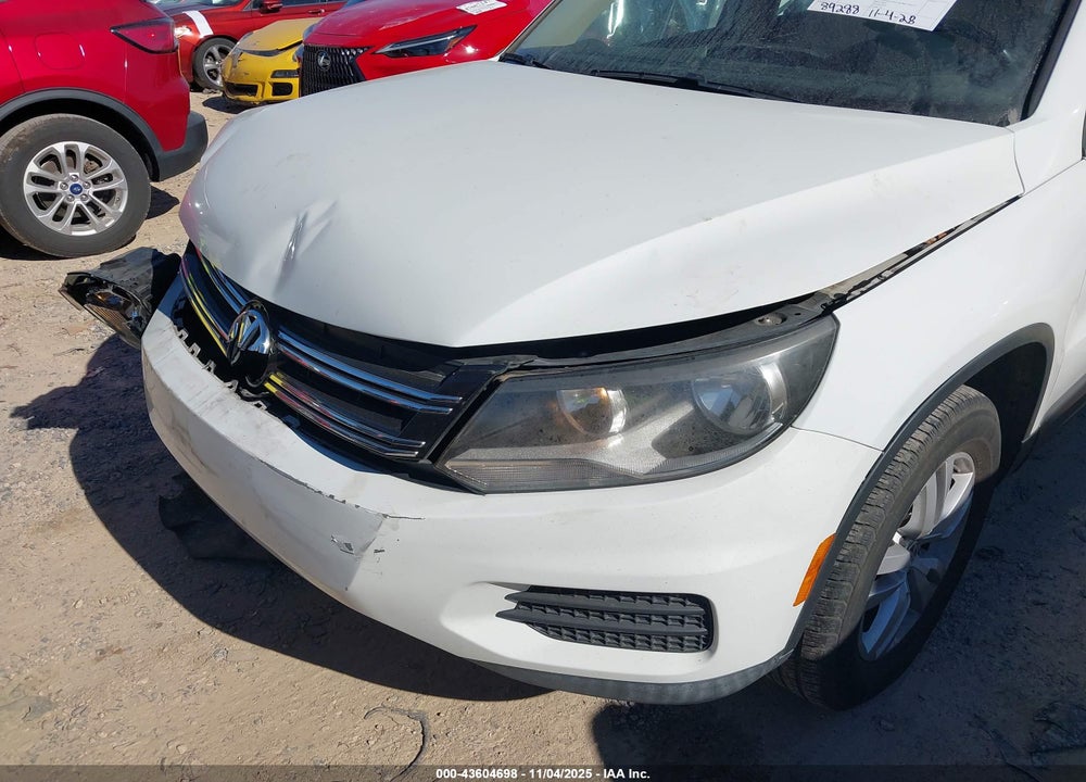 2016 VOLKSWAGEN TIGUAN S VIN: WVGAV7AX0GW574689