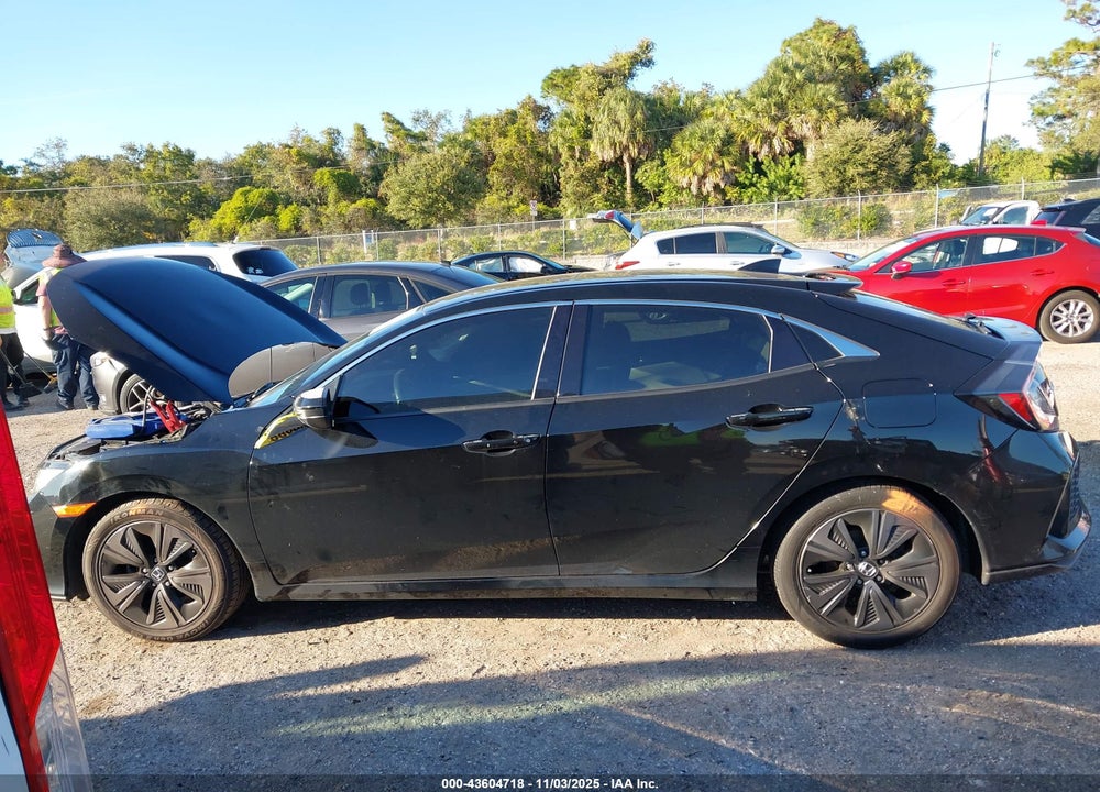 2017 HONDA CIVIC EX VIN: SHHFK7H52HU410324