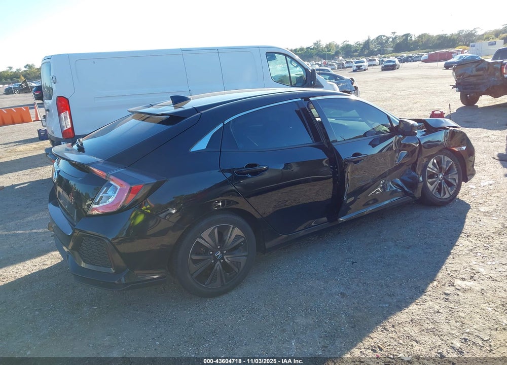 2017 HONDA CIVIC EX VIN: SHHFK7H52HU410324