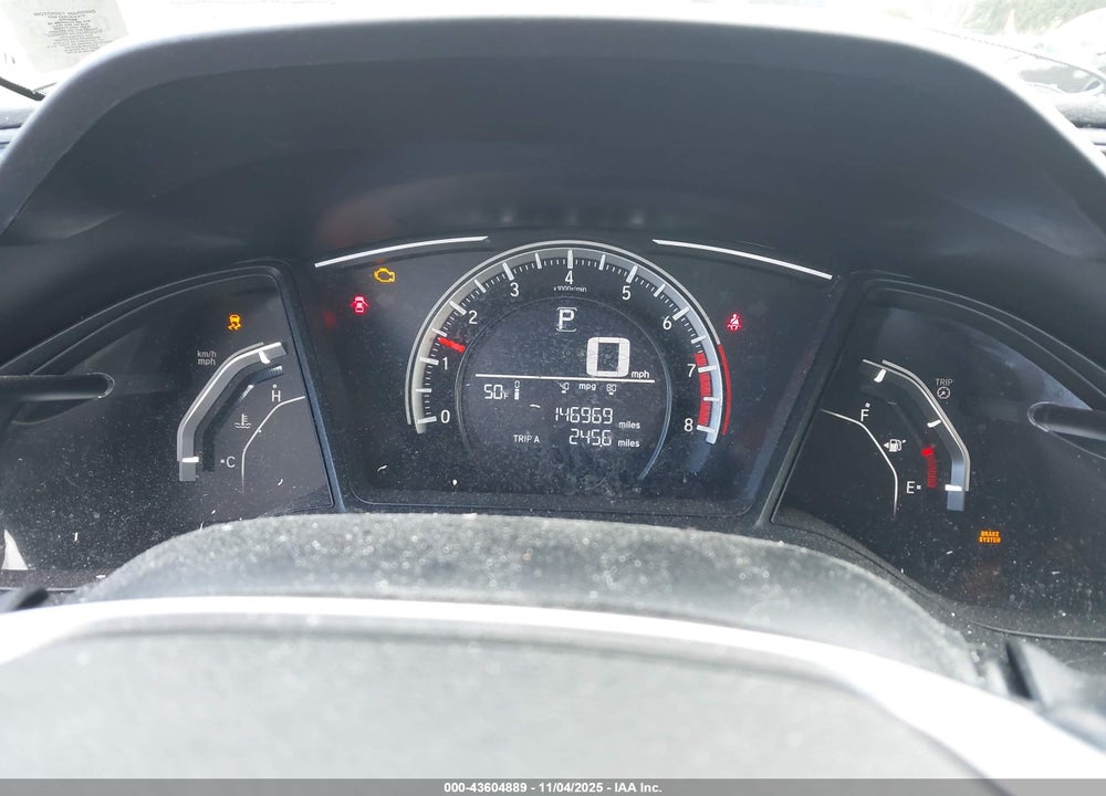 2018 HONDA CIVIC VIN: 2HGFC2F57JH582516