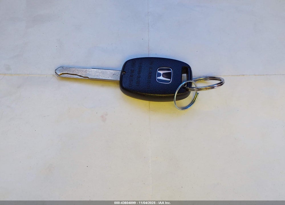 2013 HONDA FIT VIN: JHMGE8H38DC063315