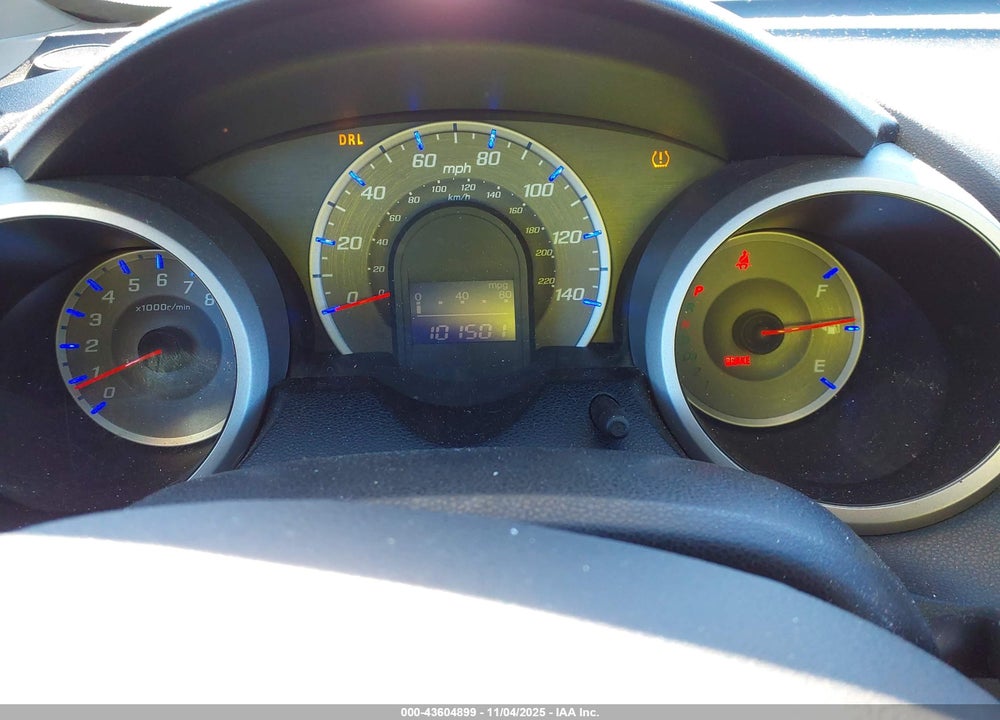 2013 HONDA FIT VIN: JHMGE8H38DC063315