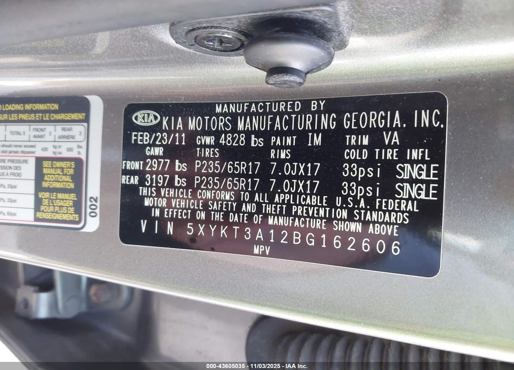 2011 KIA SORENTO VIN: 5XYKT3A12BG162606