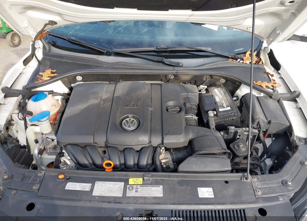 2013 VOLKSWAGEN PASSAT 2.5L SE VIN: 1VWBP7A30DC034530