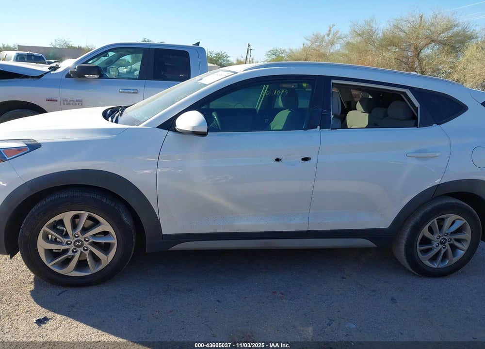 2018 HYUNDAI TUCSON SEL VIN: KM8J33A49JU629499