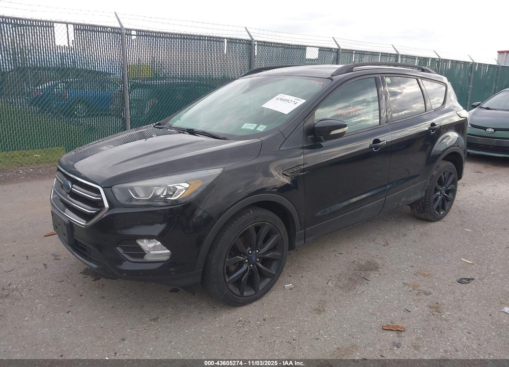 2017 FORD ESCAPE VIN: 1FMCU9JD8HUB48386