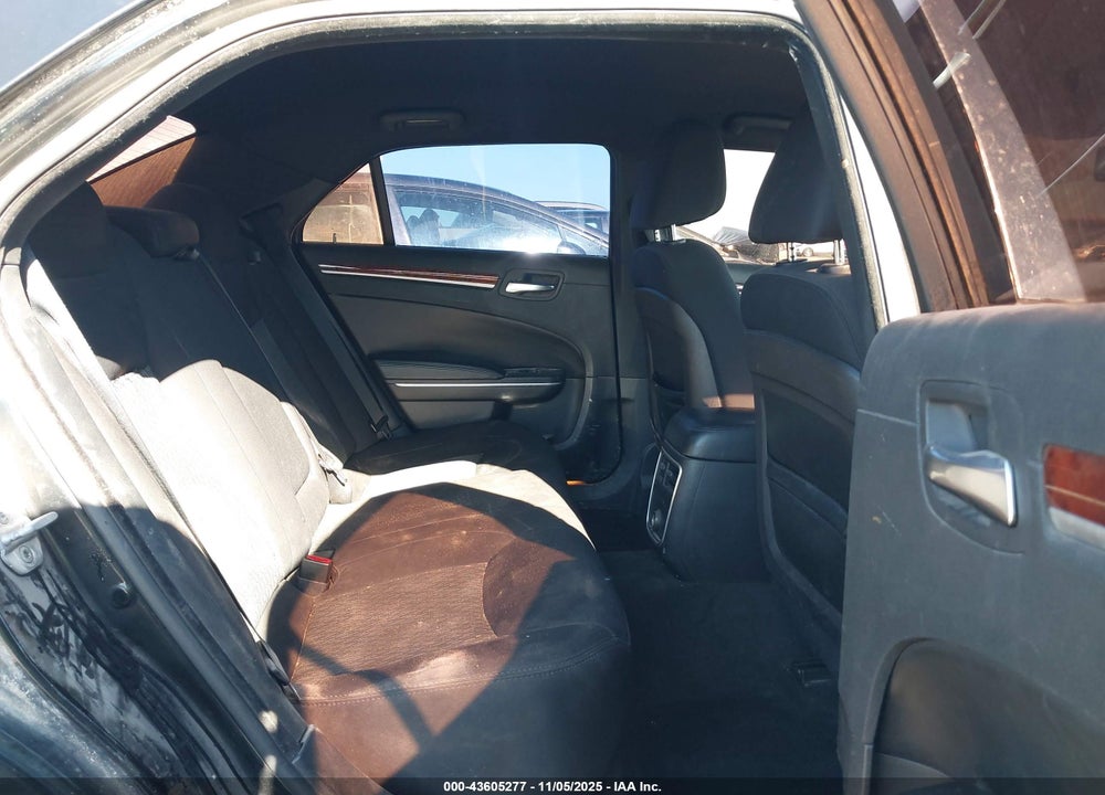 2012 CHRYSLER 300 VIN: 2C3CCAAG8CH273987