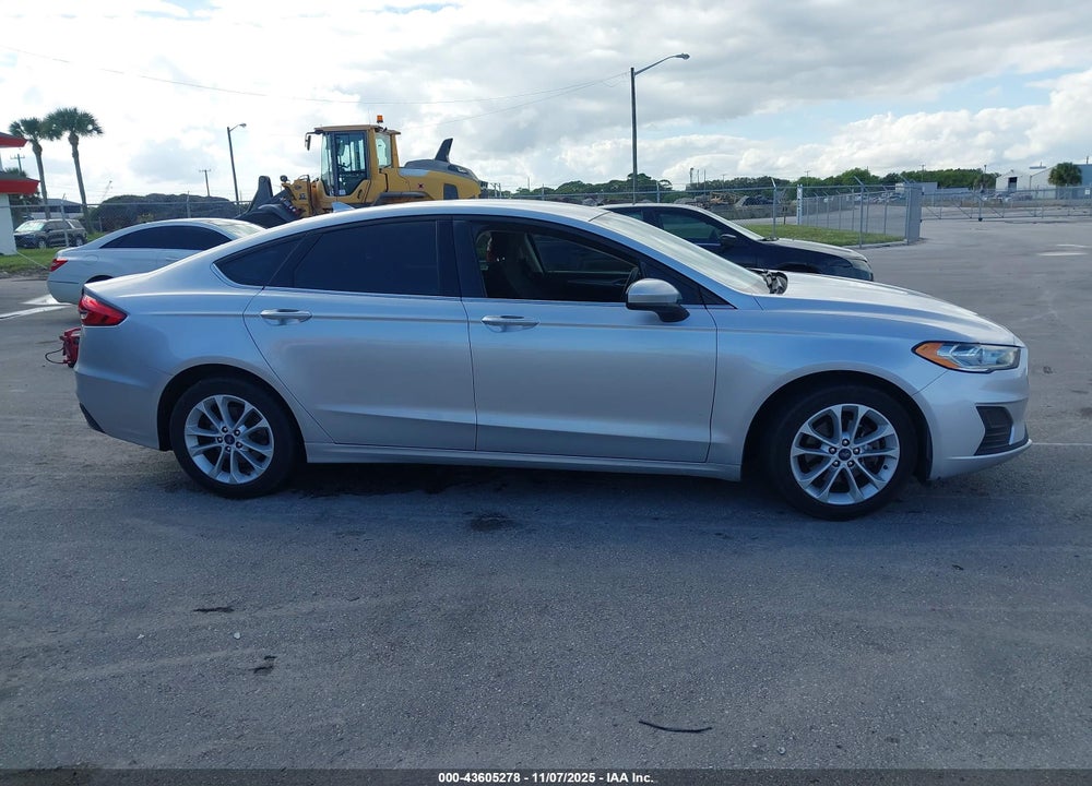 2019 FORD FUSION VIN: 3FA6P0HD7KR239454