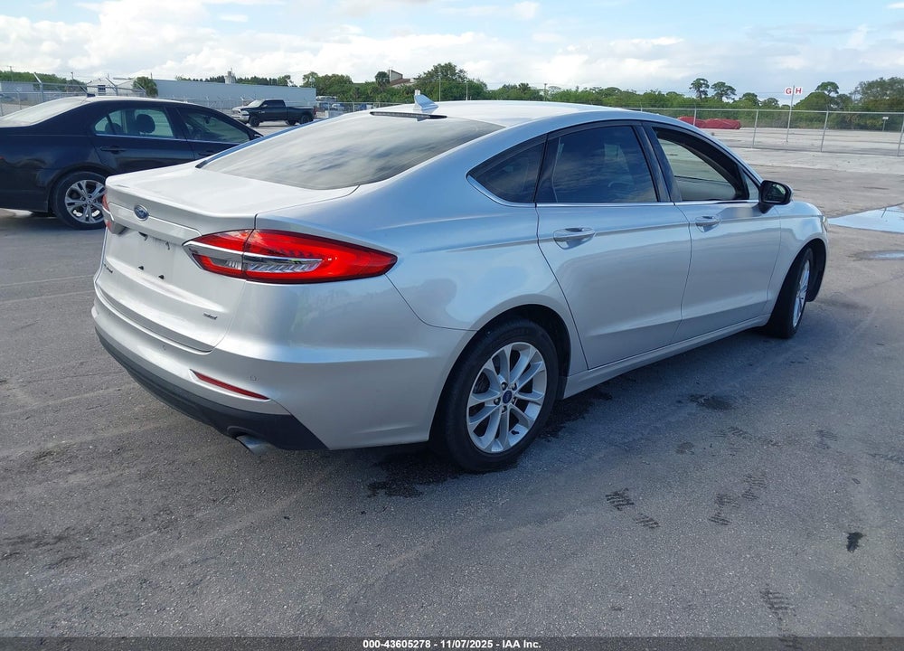 2019 FORD FUSION VIN: 3FA6P0HD7KR239454