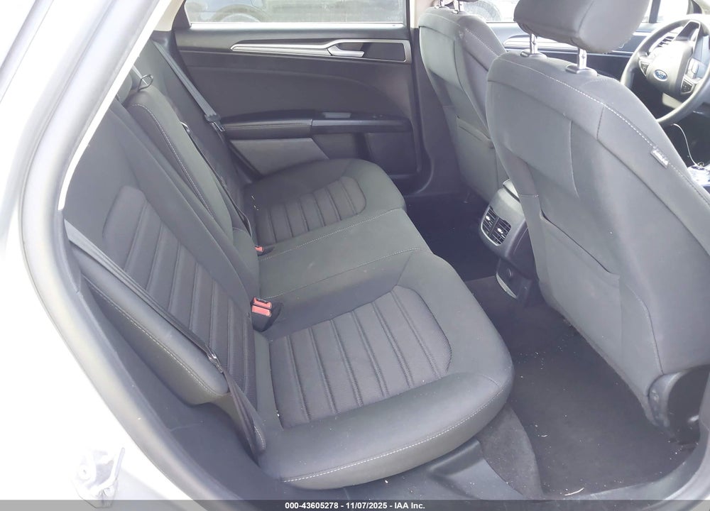 2019 FORD FUSION VIN: 3FA6P0HD7KR239454