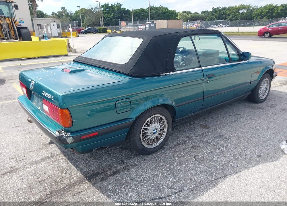 1992 BMW 325 IC AUTOMATIC VIN: WBABB2311NEC29932