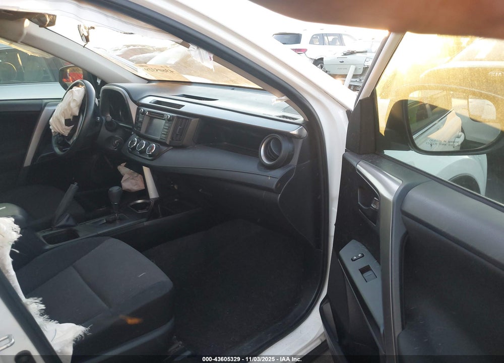 2017 TOYOTA RAV4 VIN: JTMZFREV2HJ145092