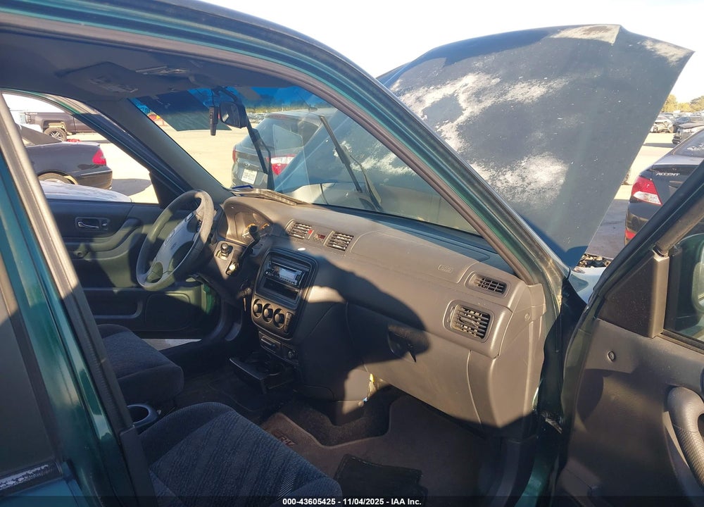 2001 HONDA CR-V EX VIN: JHLRD18661S030218